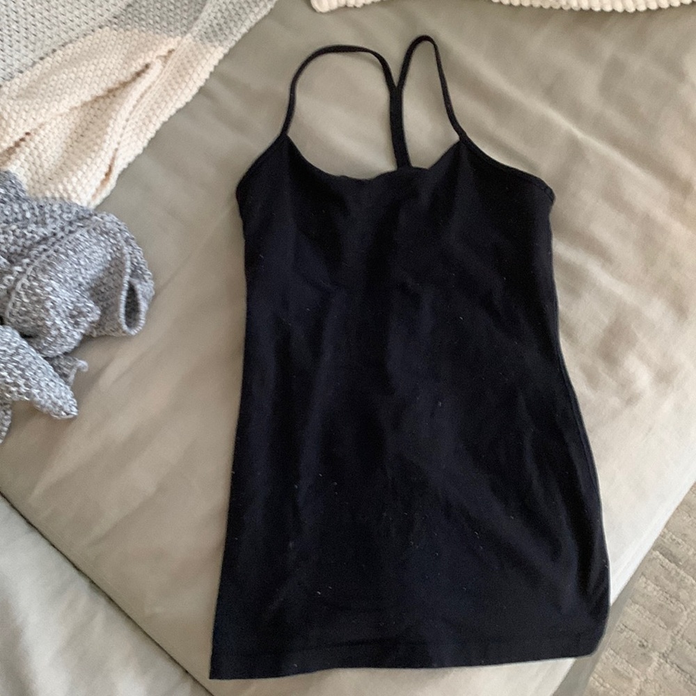 Lululemon tank size 4